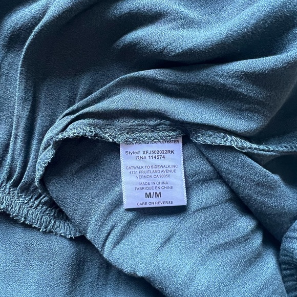 Ro&de cap sleeve sheer top size medium - Picture 3 of 4